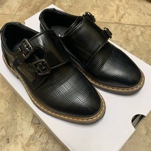 Black Shoes
